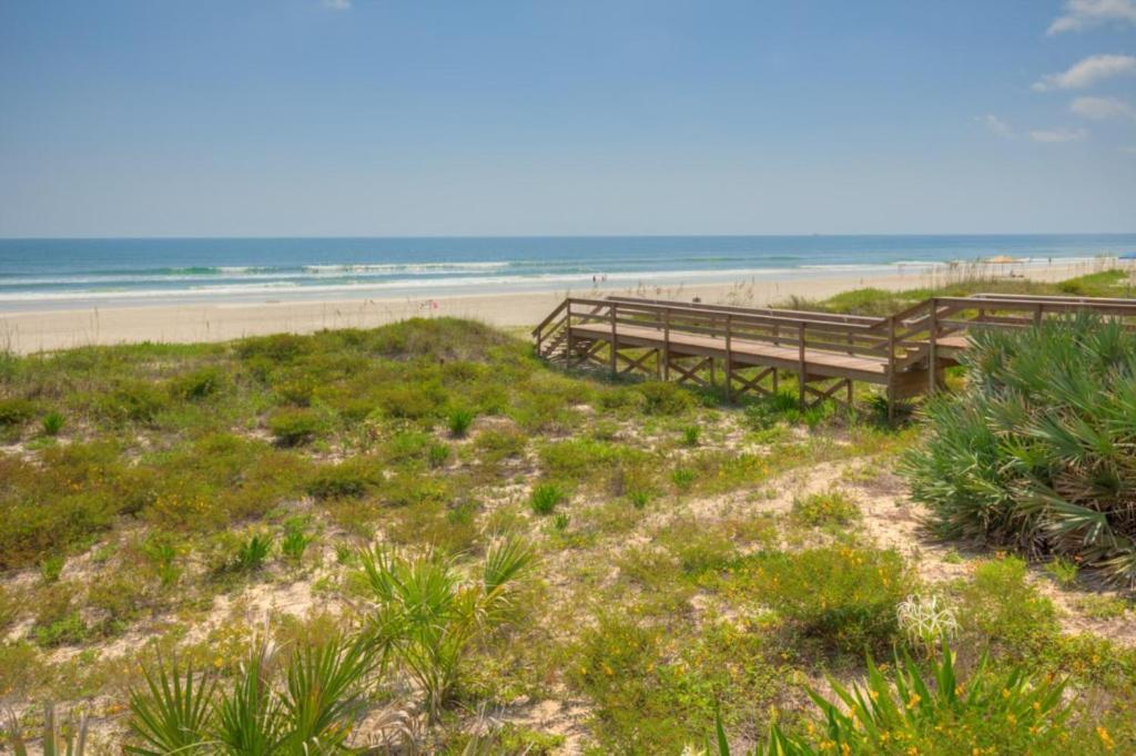 Sea La Vie Beach Oceanfront Patio Pet Friendly ジャクソンビル・ビーチ エクステリア 写真